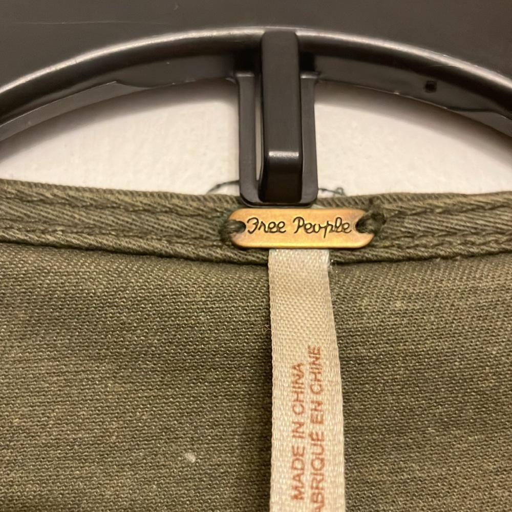 Free people cropped military style distressed jacket women’s olive green XS - Picture 2 of 10